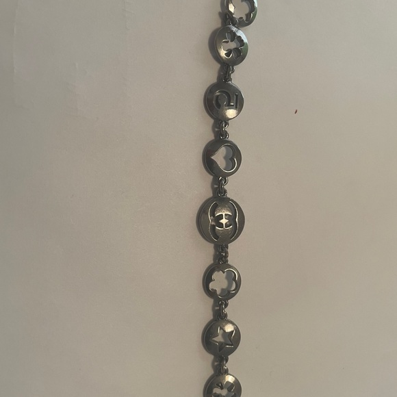 CHANEL number 5 bracelet - Picture 4 of 6